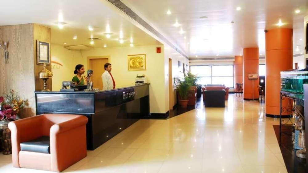 Vishwaratna Hotel Guwahati Exterior foto