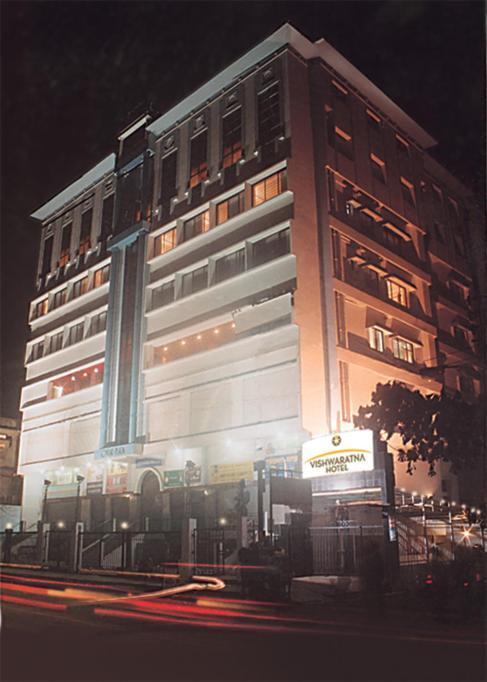 Vishwaratna Hotel Guwahati Exterior foto